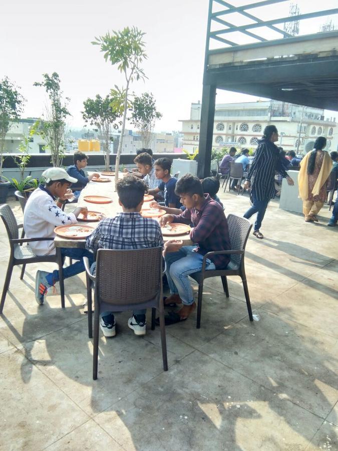 Hotel Swathi Hospet Esterno foto